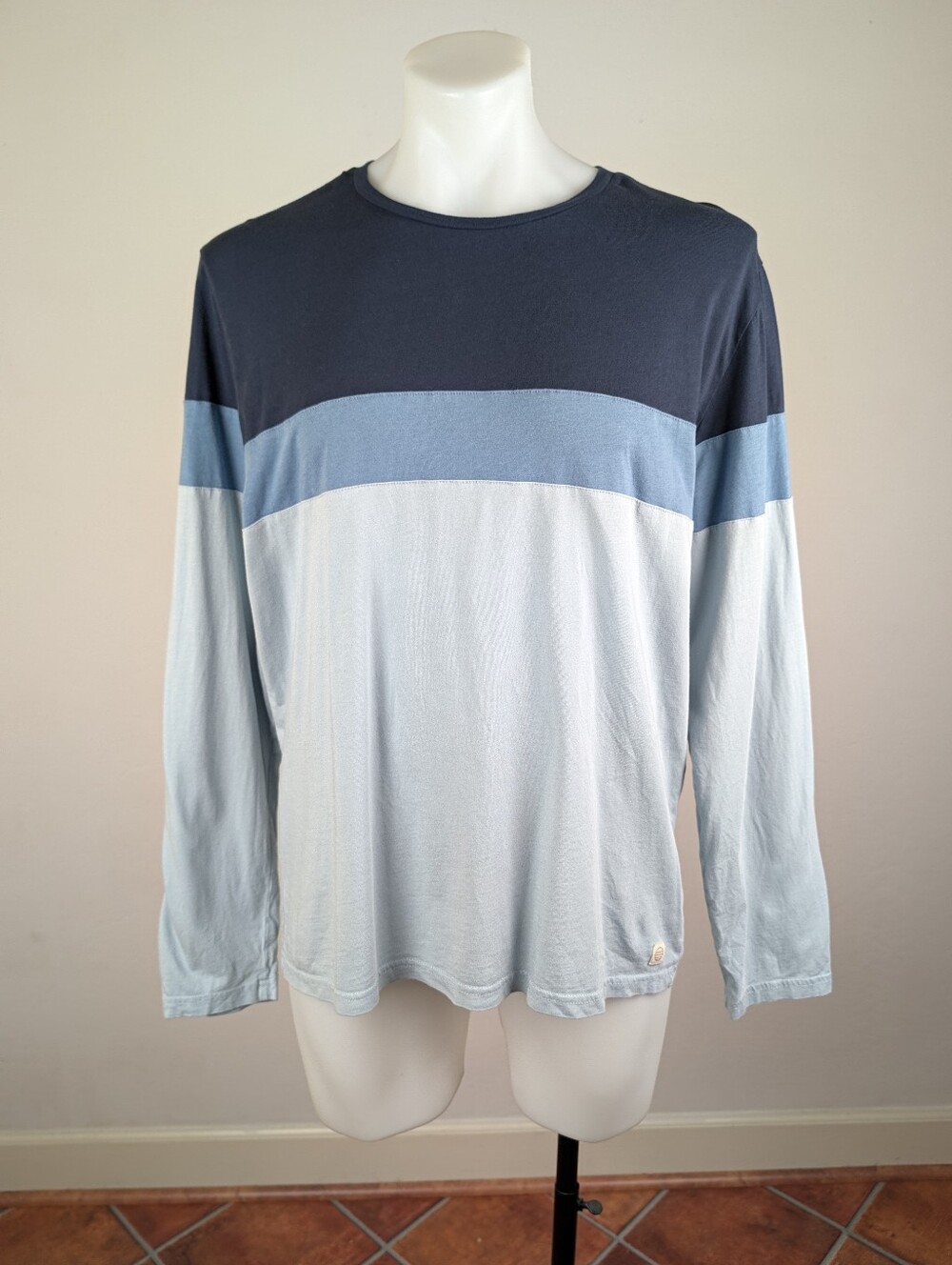 Marine Layer Men's Long Sleeve Colorblock Crew in Navy and Light Blue
